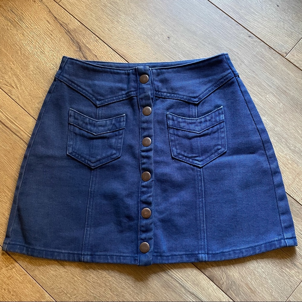 Kendall & Kylie Dark Denim Skirt